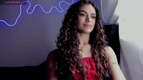 lili_evanss online show from June 24, 4:06 pm