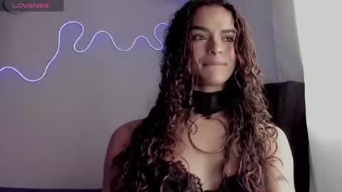 lili_evanss online show from July 18, 6:54 pm