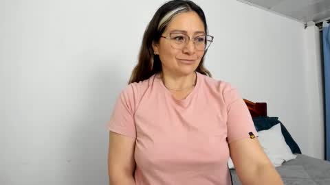 liliamilf online show from October 9, 11:31 pm