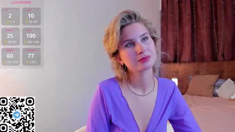 Snapshot of lilian_daniels chatting on October 6, 1:00 am Lilian online show from October 6, 1:00 am