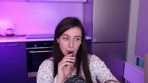 Lilu online show from April 29, 2:37 am