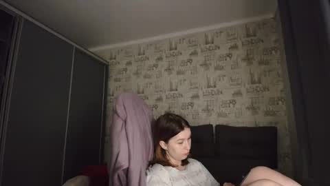 liliawoolf online show from November 14, 8:42 pm