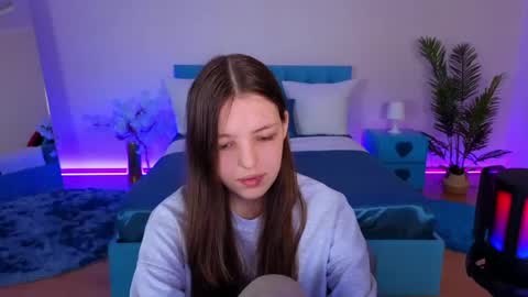 Lili Bakery online show from July 23, 1:58 am