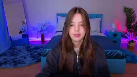 Lili Bakery online show from June 26, 2:35 am