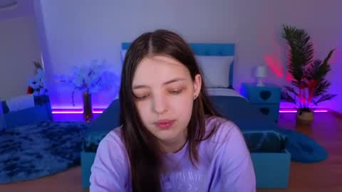 Lili Bakery online show from June 29, 5:14 am