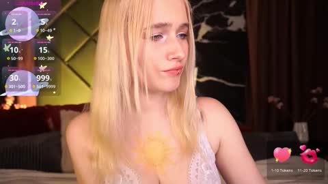 lilielfie online show from March 12, 10:45 pm