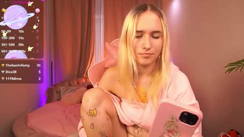 Snapshot of lilielfie chatting on September 22, 1:09 pm lilielfie online show from September 22, 1:09 pm