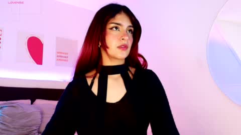 Lilith Savett online show from May 4, 3:16 pm
