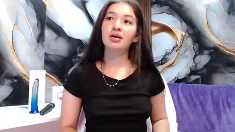 lilimini online show from June 10, 9:02 pm