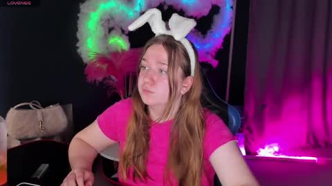 lilit online show from May 15, 11:24 am
