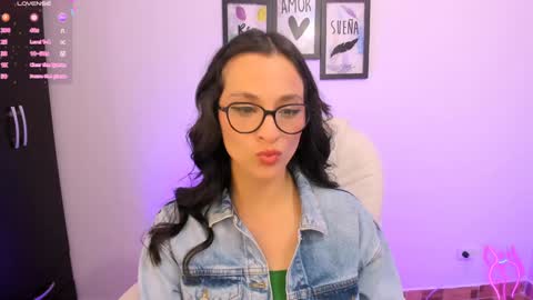 Snapshot of lilith01_ chatting on January 2, 10:44 pm Leidy online show from January 2, 10:44 pm