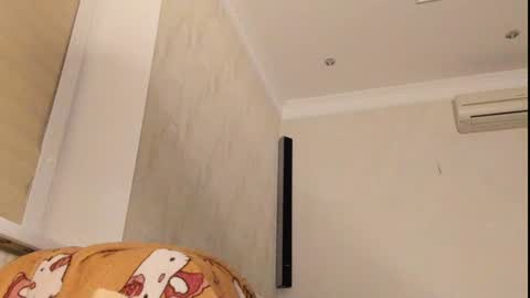 Snapshot of lilith_lutherlow chatting on January 13, 8:37 pm lilith online show from January 13, 8:37 pm