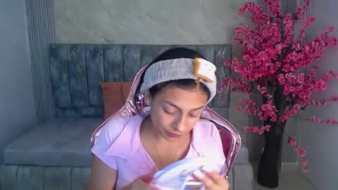 Lilith  online show from January 21, 12:50 pm