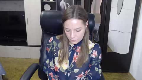 Snapshot of lilith_small21 chatting on October 8, 9:24 am lilith small21 online show from October 8, 9:24 am