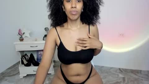 Alejandra  online show from July 27, 5:48 am