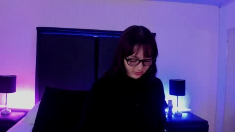 LilithBluum  online show from April 19, 4:07 pm