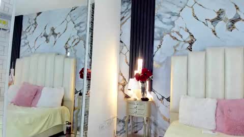 Lilith  online show from November 28, 7:00 am