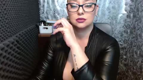 LILITHSERENDIPITY online show from September 26, 5:43 pm