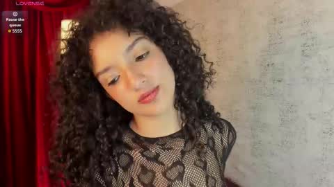 jessi 3 online show from December 22, 7:50 pm