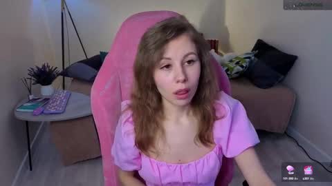 Snapshot of lill_mary chatting on March 2, 5:33 am Maria online show from March 2, 5:33 am