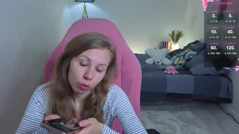 Snapshot of lill_mary chatting on October 2, 3:55 am Maria online show from October 2, 3:55 am