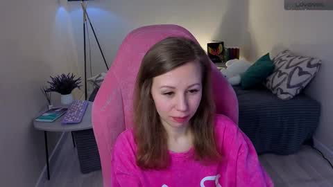 Snapshot of lill_mary chatting on March 3, 12:34 am Maria online show from March 3, 12:34 am