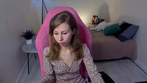 Snapshot of lill_mary chatting on February 18, 5:31 am Maria online show from February 18, 5:31 am