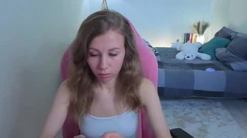 Snapshot of lill_mary chatting on September 25, 8:02 am Maria online show from September 25, 8:02 am