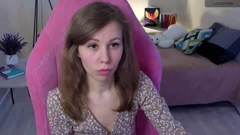Snapshot of lill_mary chatting on February 24, 3:21 am Maria online show from February 24, 3:21 am