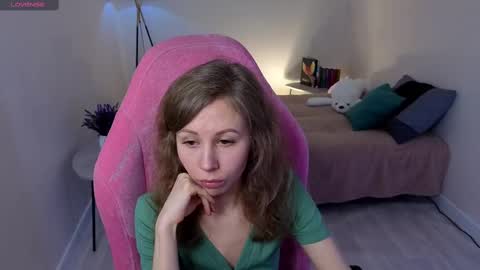 Snapshot of lill_mary chatting on February 16, 6:43 am Maria online show from February 16, 6:43 am