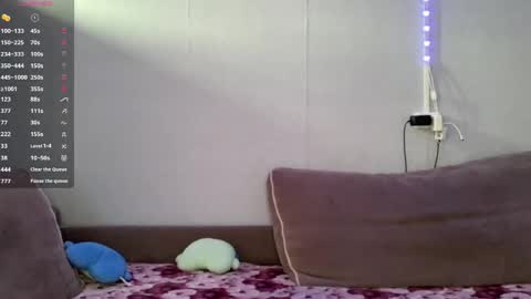 Amelia online show from April 19, 12:38 pm