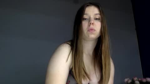 Lily online show from October 17, 6:44 pm