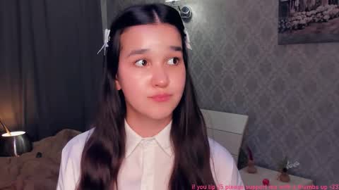 Celina Lillie online show from December 17, 10:36 pm