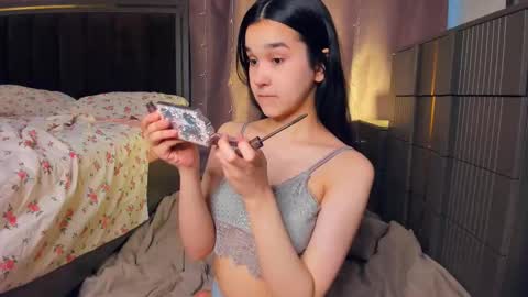 Celina Lillie online show from March 8, 8:18 am