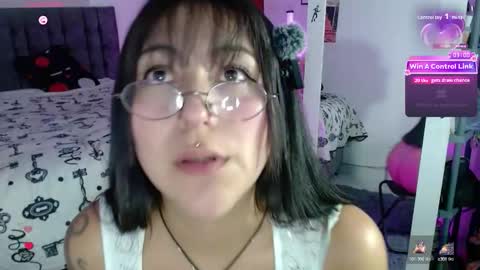 lillith_777 online show from February 5, 12:46 am