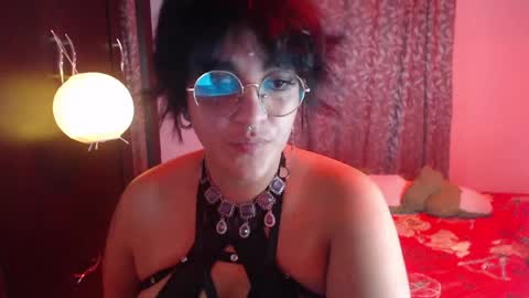 lillith online show from April 18, 9:34 am