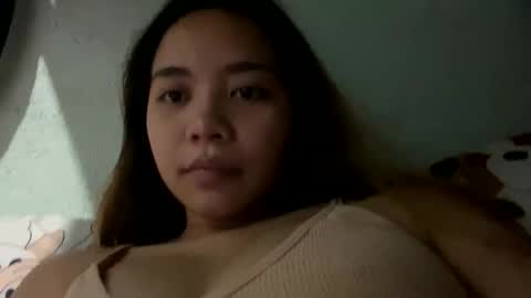 lilly_hottest online show from May 8, 7:00 am