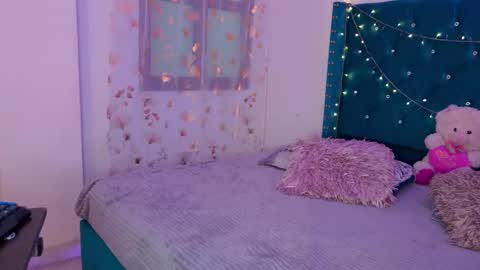 Lilly Peach online show from September 11, 5:19 am