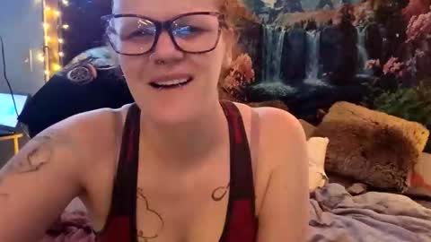 LilMizzTwizid online show from April 4, 1:59 am