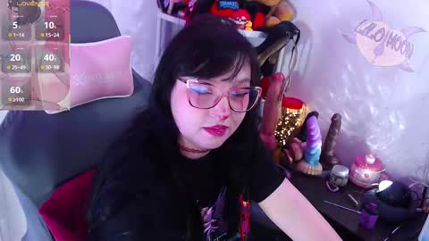 Lilo  online show from October 14, 4:53 pm