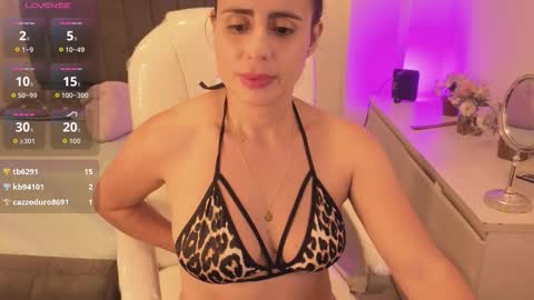 lilu_ds online show from October 22, 10:59 pm