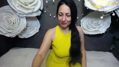 lilugrants online show from November 3, 7:51 pm