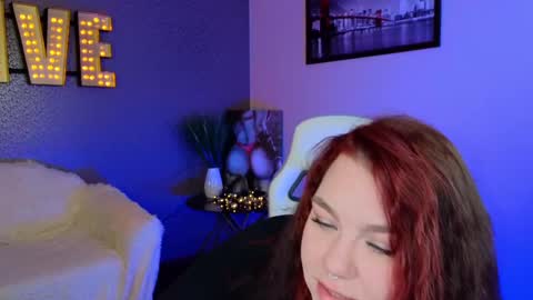 Lilu online show from March 2, 4:39 am