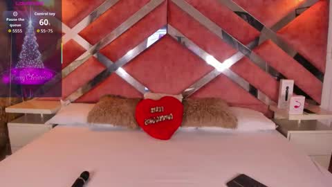 Lily online show from November 29, 9:30 pm