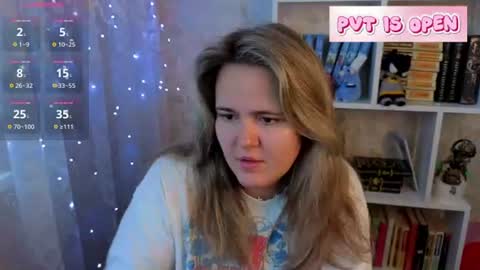 Lily online show from August 4, 1:00 am