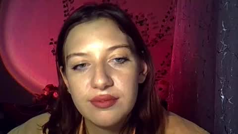 lily_ember online show from November 7, 7:08 pm