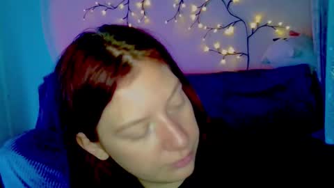 lily_ember online show from February 6, 8:23 pm