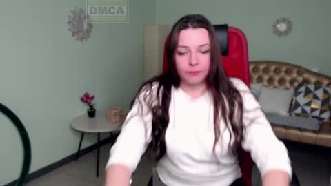 Snapshot of lily_flower7_ chatting on February 5, 2:16 pm Lily online show from February 5, 2:16 pm