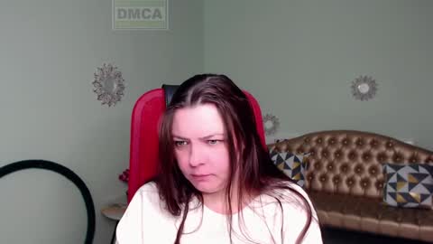 Snapshot of lily_flower7_ chatting on January 24, 4:16 am Lily online show from January 24, 4:16 am