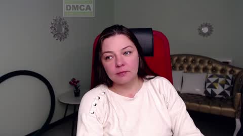 Snapshot of lily_flower7_ chatting on January 7, 7:20 am Lily online show from January 7, 7:20 am